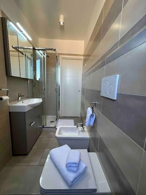 Duomo-15 Min & Ospedale-10 Min Apartment Milan 0*,