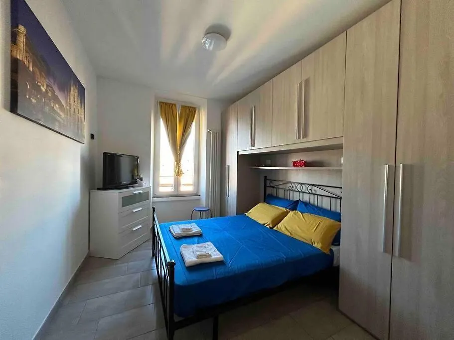Duomo-15 Min & Ospedale-10 Min Apartment Milan
