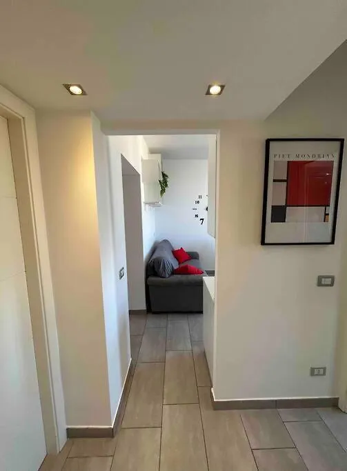 Duomo-15 Min & Ospedale-10 Min Apartment Milan Italy